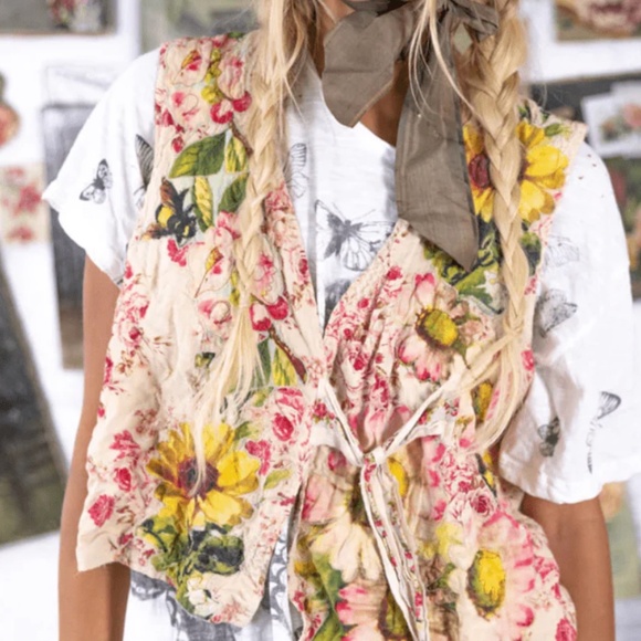 Magnolia Pearl Women's Applique Nikha Vest  ~REVERSIBLE - Picture 4 of 16